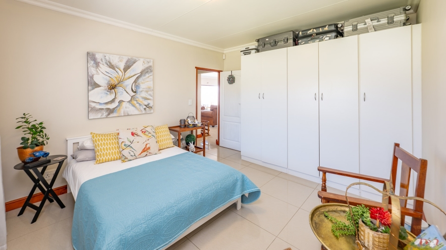 3 Bedroom Property for Sale in Struisbaai Western Cape